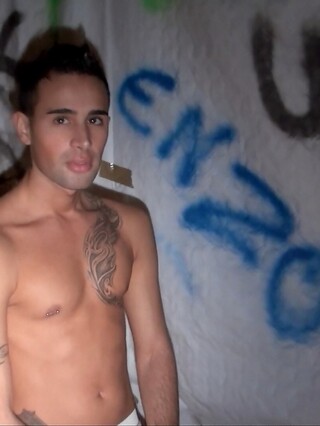 Horny skinny gay amateurs Eddy Crunch and Enzo Di Karina fuck hard together