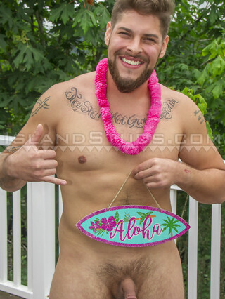 Tall 6'3" Bearded Vega Hernandez: Native American Pees x3, Gaping Hole x3 & Funny Accidental Cum Shot!