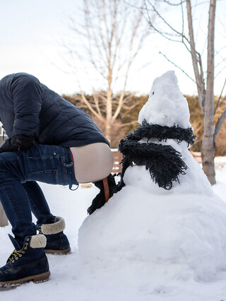 Gay snowman Bo Sinn fucking twink Benjamin Blue in the ass from behind