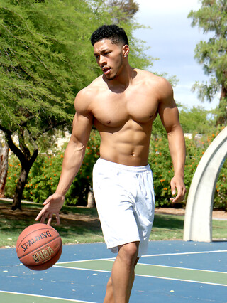 RIPPED Muscle Model Andre Temple