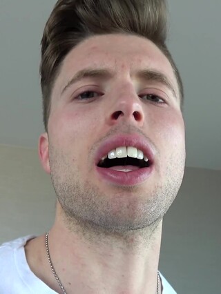 Hairy Jock Wade County Jerks Off