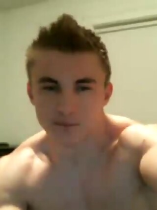 Jake Davis Goes LIVE To Jerk It