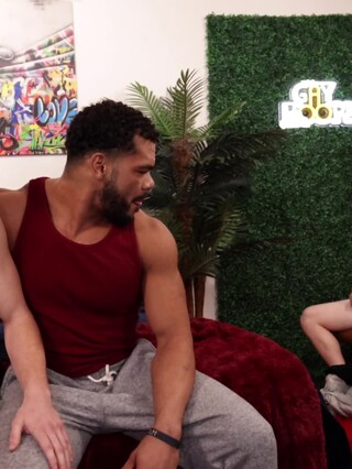 New Guy Brock Bradley & Liam Quinn Hit It Off... But Wait, Someone's Watching!