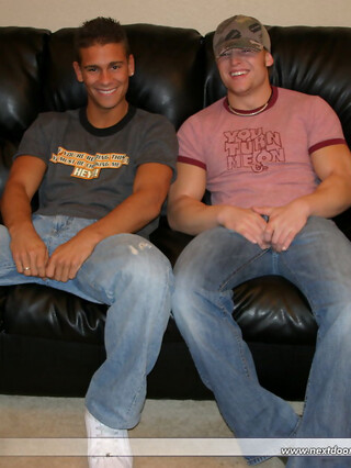 Handsome twinks Phoenix & Kenny get naked and masturbates together