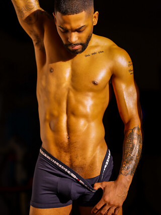 Tatted Stud James Harp Does The Stroke 'N Poke For The Cameras!