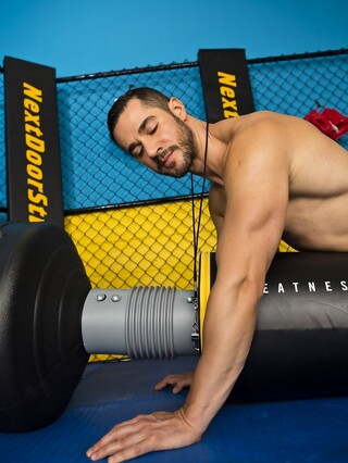 Gay athletes Dean Monroe & Brady Jensen engage in hot anal sex action