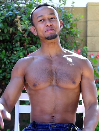 Apollo Parker Laughs And Shakes Some Ass To Warm Up On Set