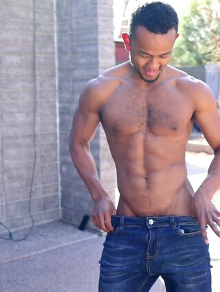 Apollo Parker Laughs And Shakes Some Ass To Warm Up On Set